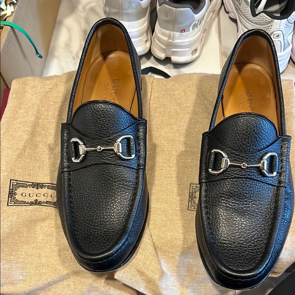 Gucci Black Leather Horsebit Loafers